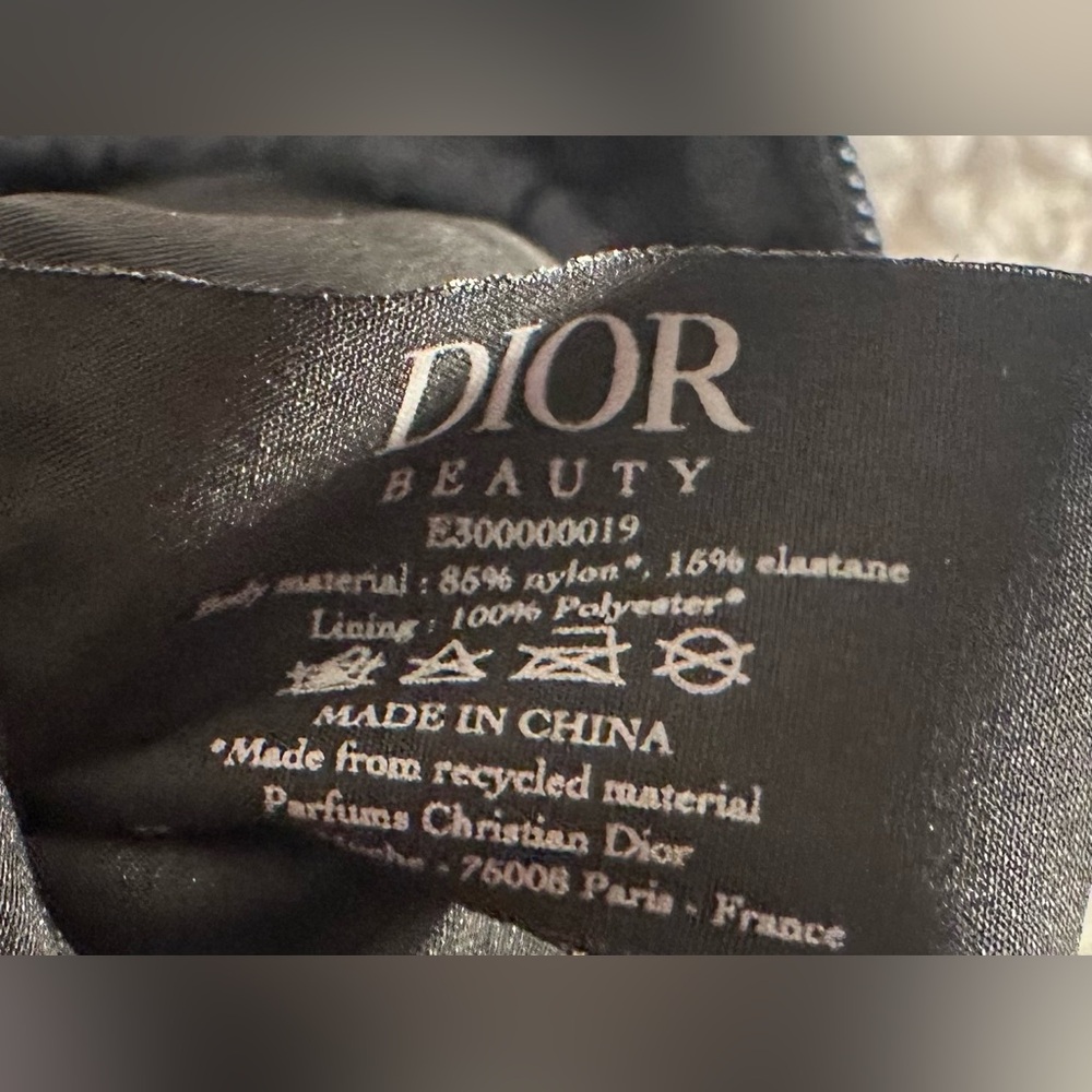 NIB Dior Men's Deep Blue Scuba Material Toiletry Dopp Kit - Picture 9 of 16